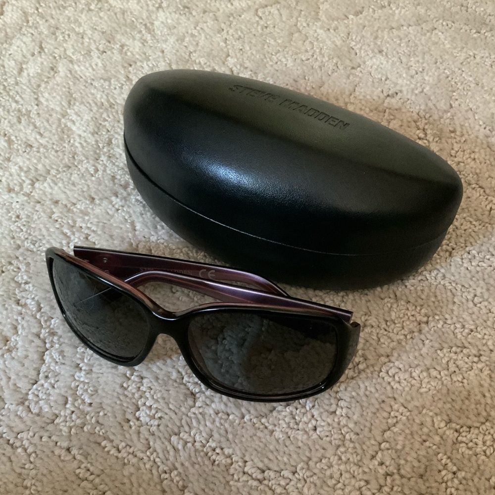 steve madden women’s sunglasses